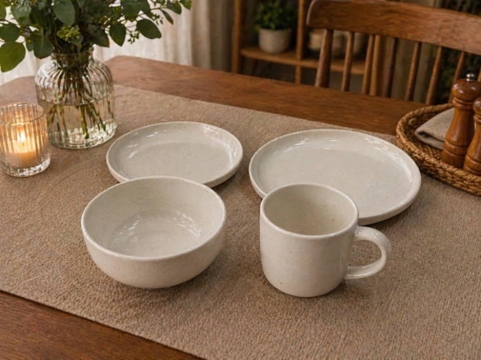 Soft Speckle Minimal Dinnerware Set