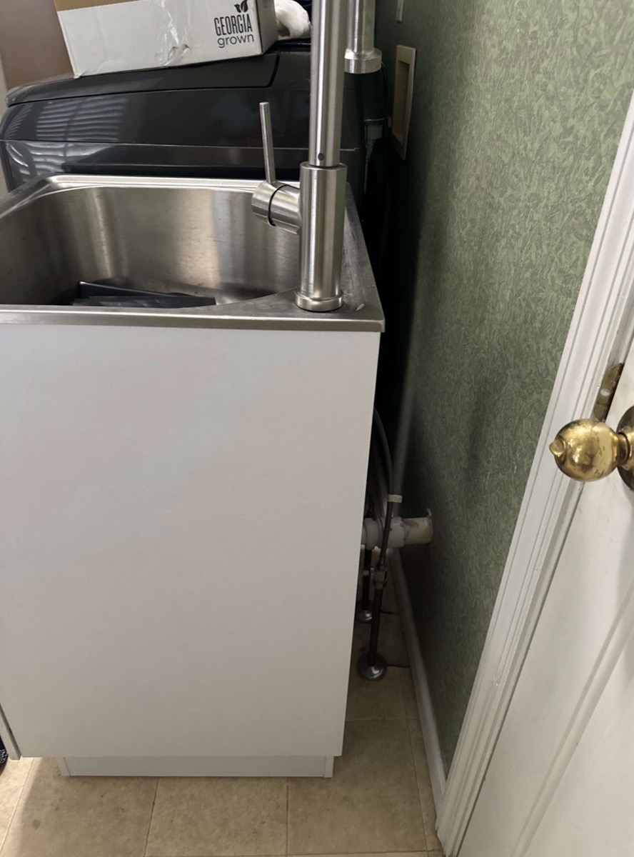 Cindy vanity — Cesar Barron
