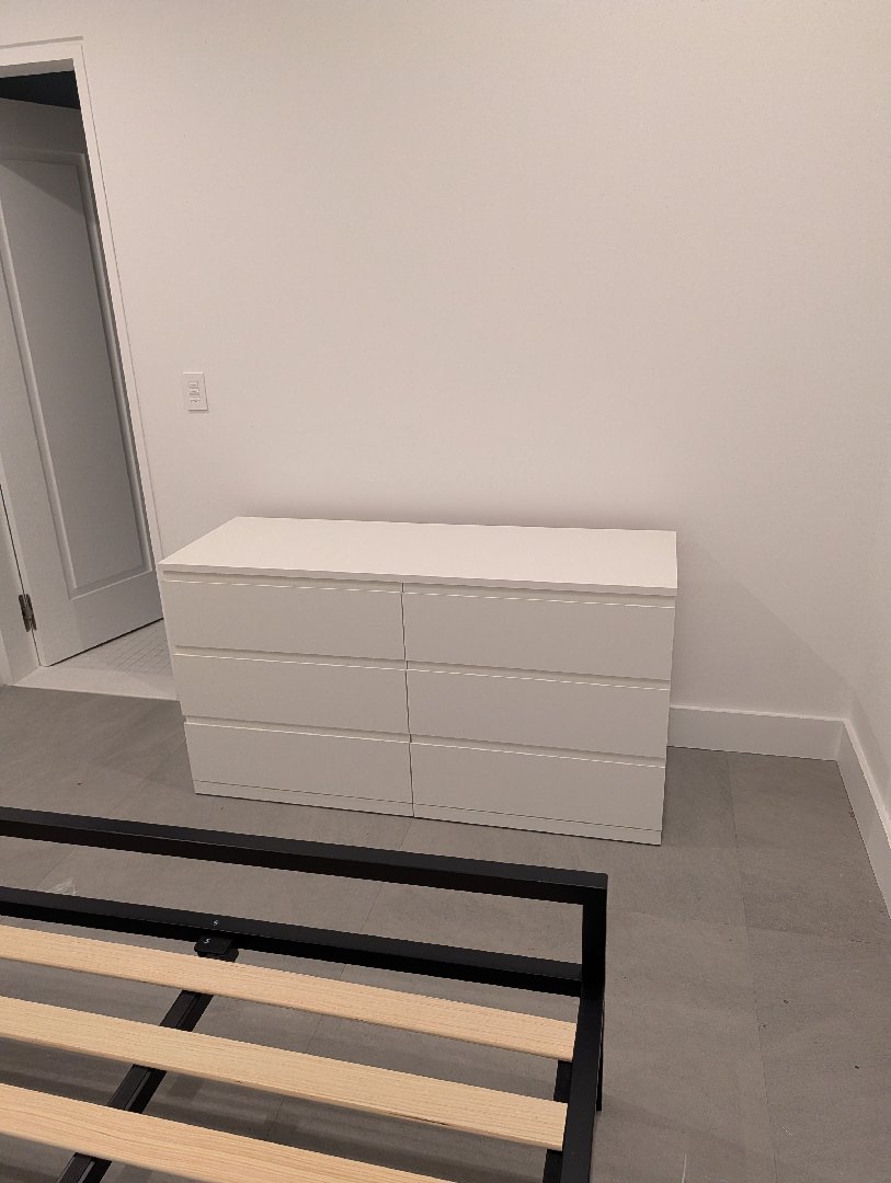 Furniture storage, electrical and TV installation — levan