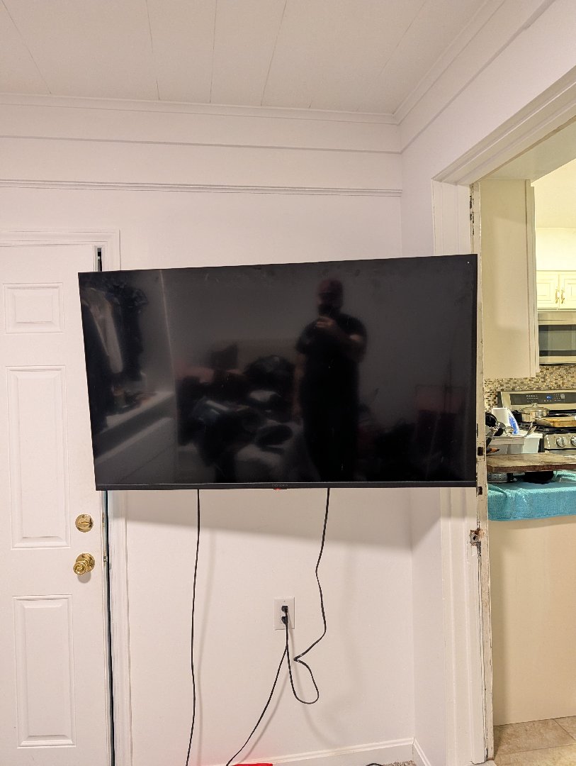 Furniture storage, electrical and TV installation — levan
