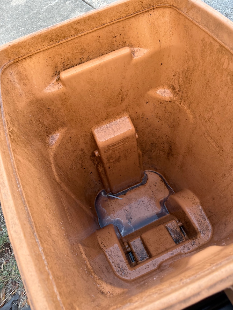 Neighbor trash and recycling bin cleaning — Justin Latouf