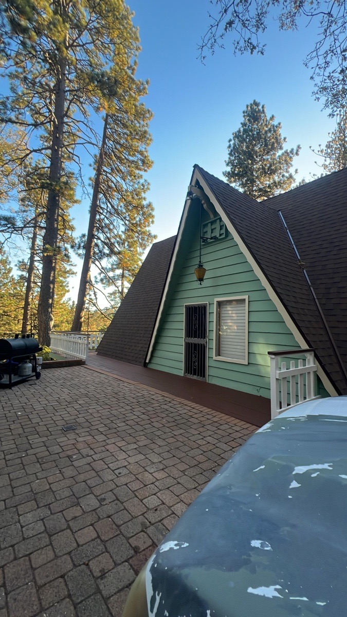 Exterior House Painting & Restoration Lake Arrowhead ca — Ricardo Méndez Ortega