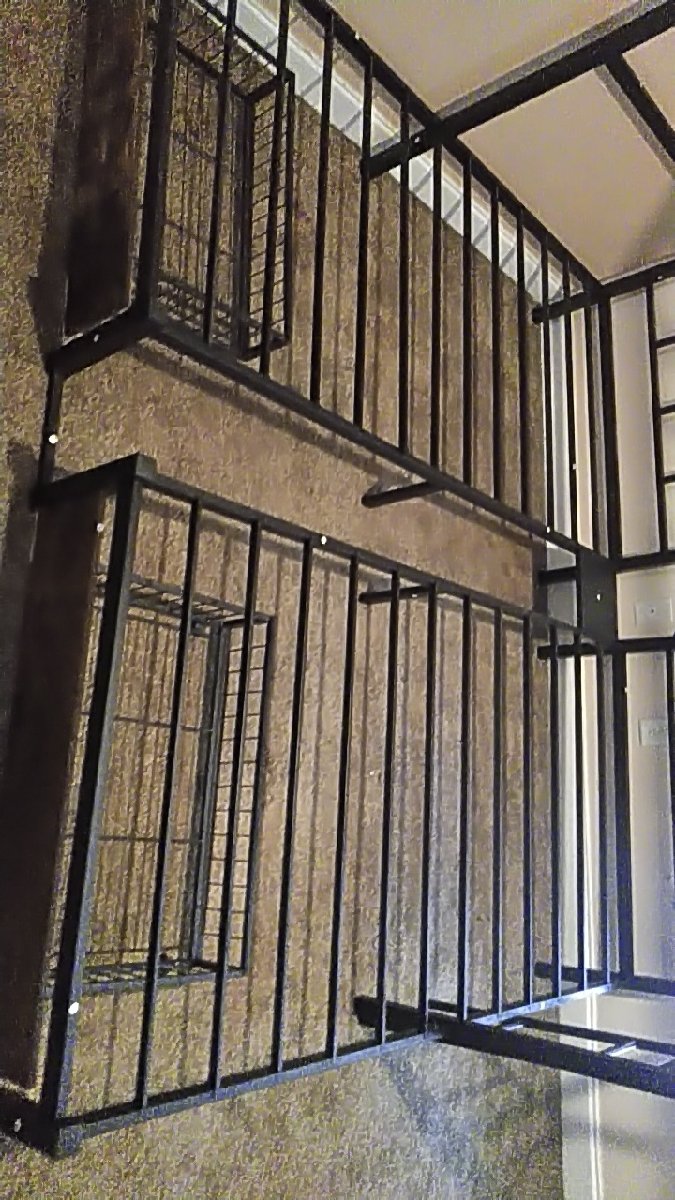 triple bunk bed assembly — George Faulk 