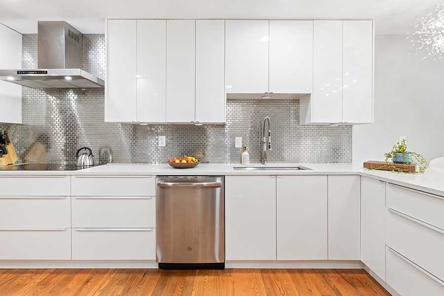 KITCHEN REMODELING / CABINET ASSEMBLY & INSTALLATION — Rigo Benitez