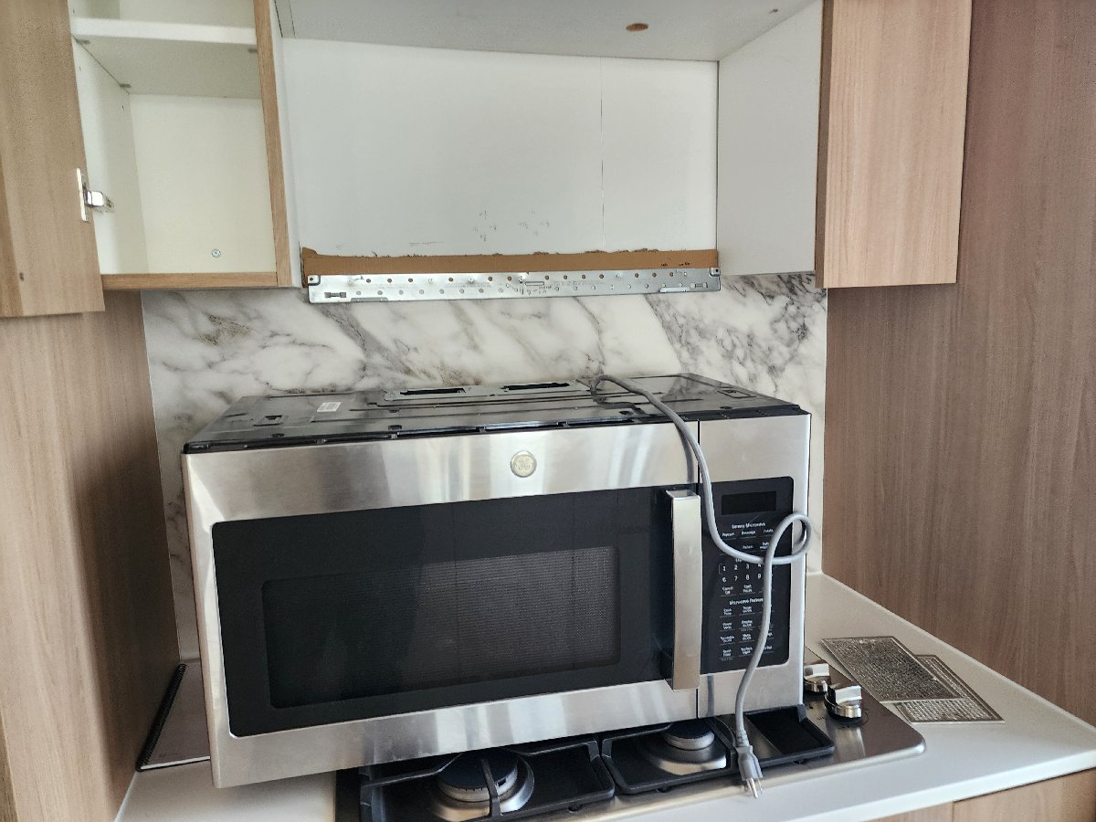 appliances installed and removal — Carlos Santana