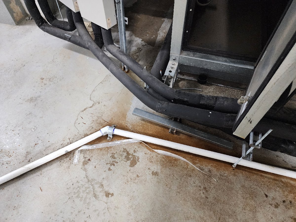 HVAC maintenance — Carlos Santana