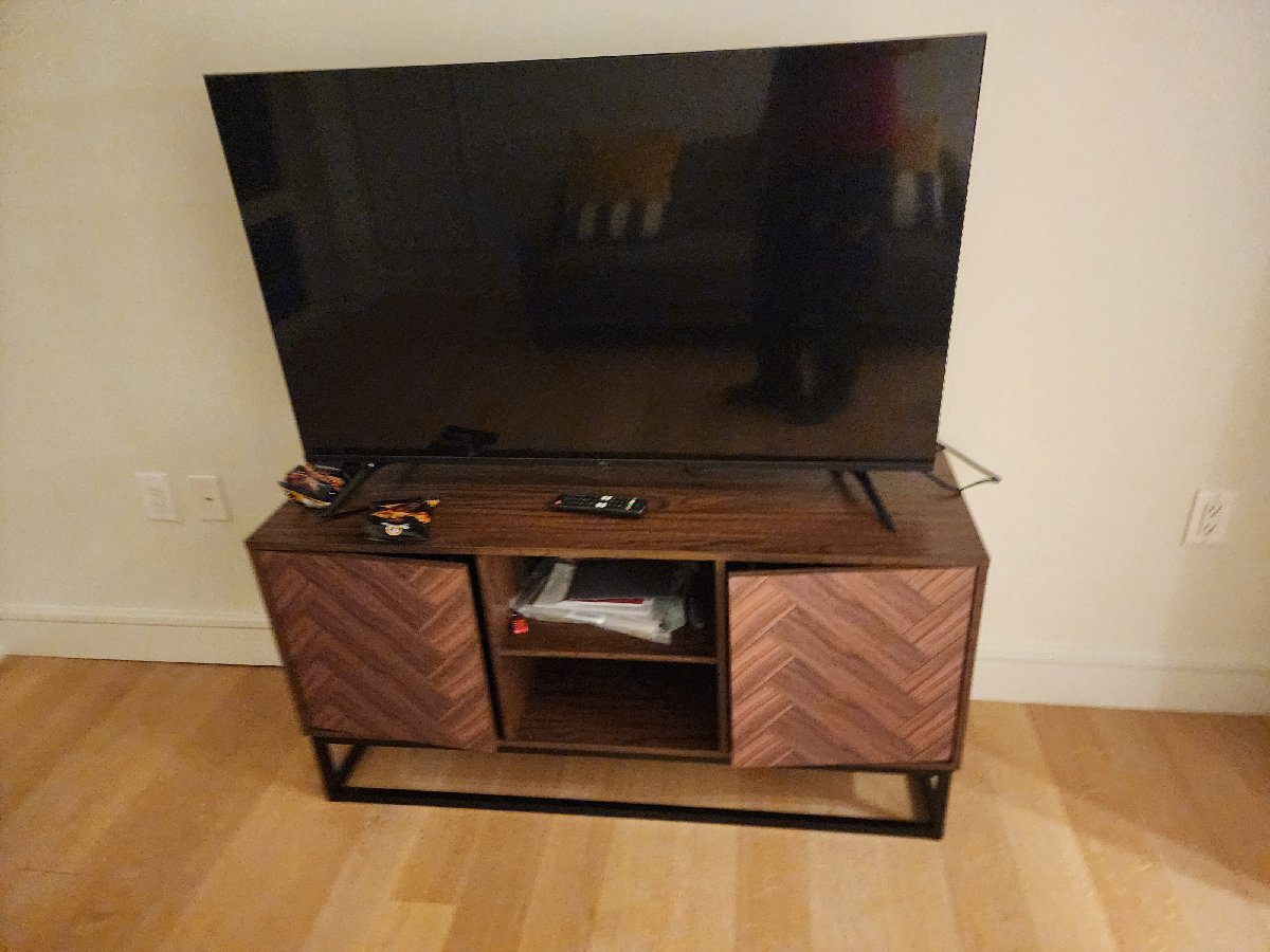 furniture assembly shelving mounting — Carlos Santana