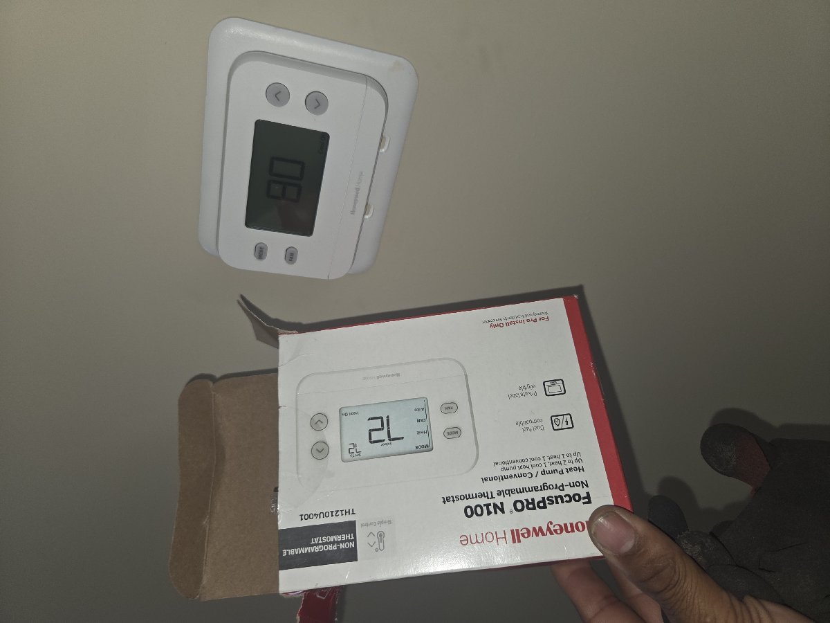 thermostat Remplacemet — Santo