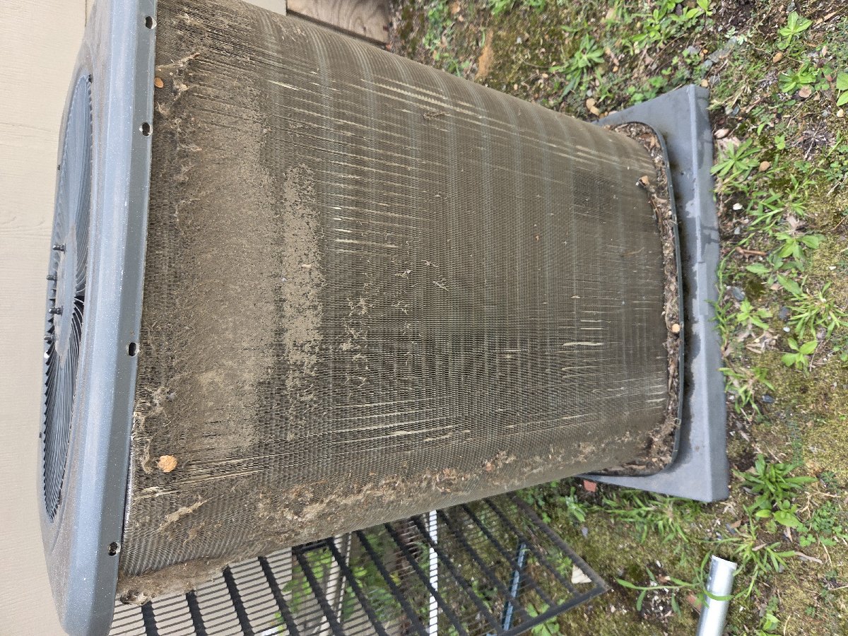 "Preventive maintenance and cleaning of outdoor condensing unit. — Santo