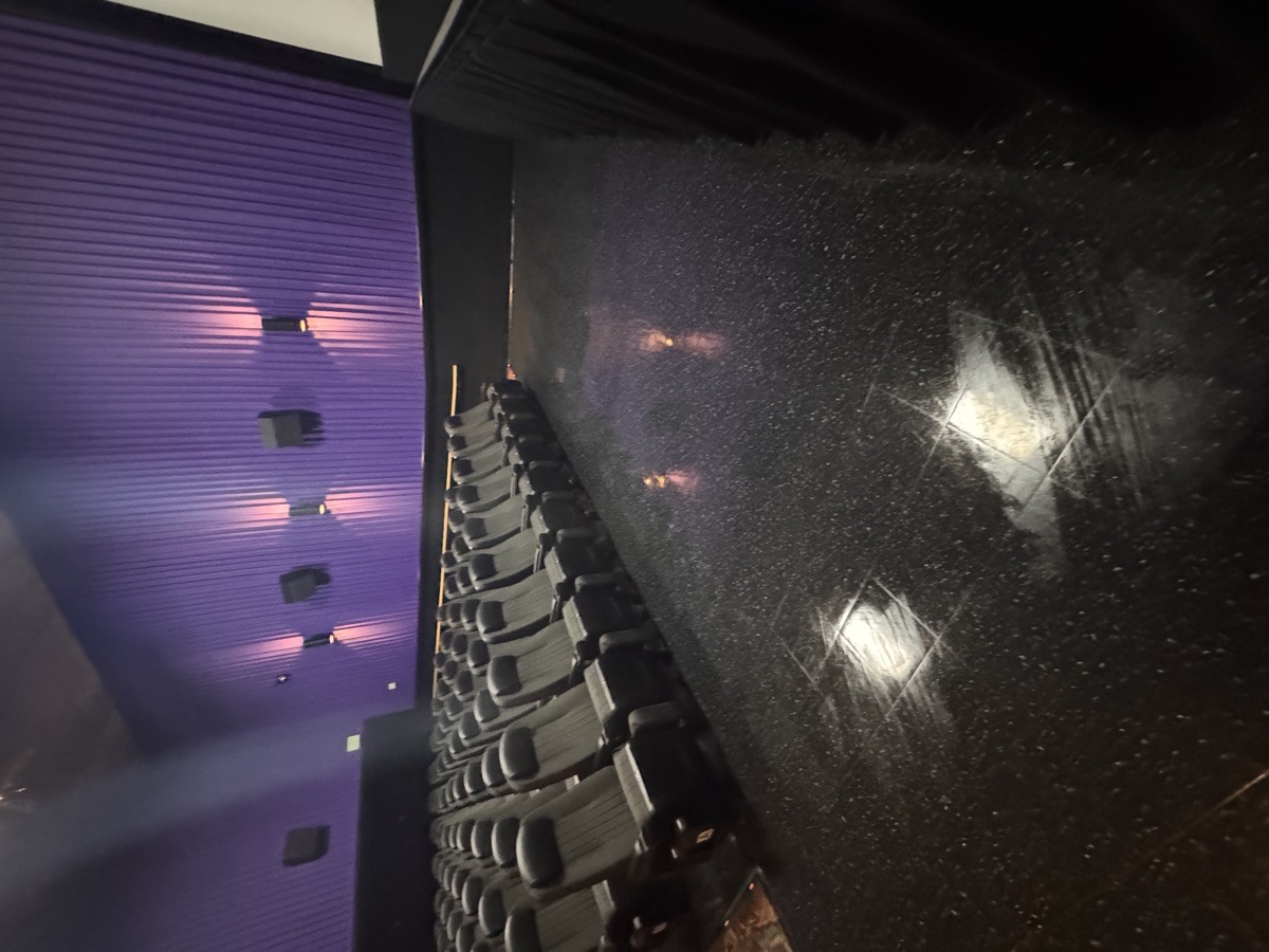 Hollywood 18 — Sparkling Solutions