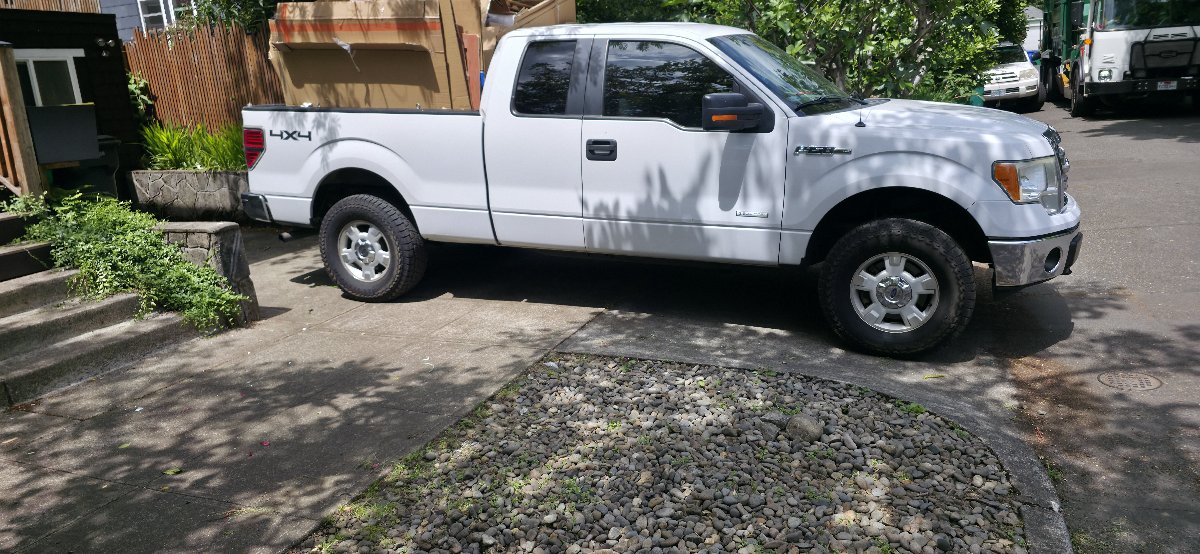 Moving & Hauling — Koly Service
