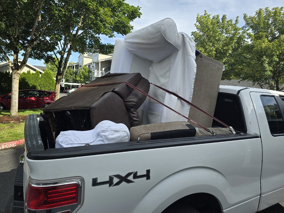 Moving & Hauling — Koly Service