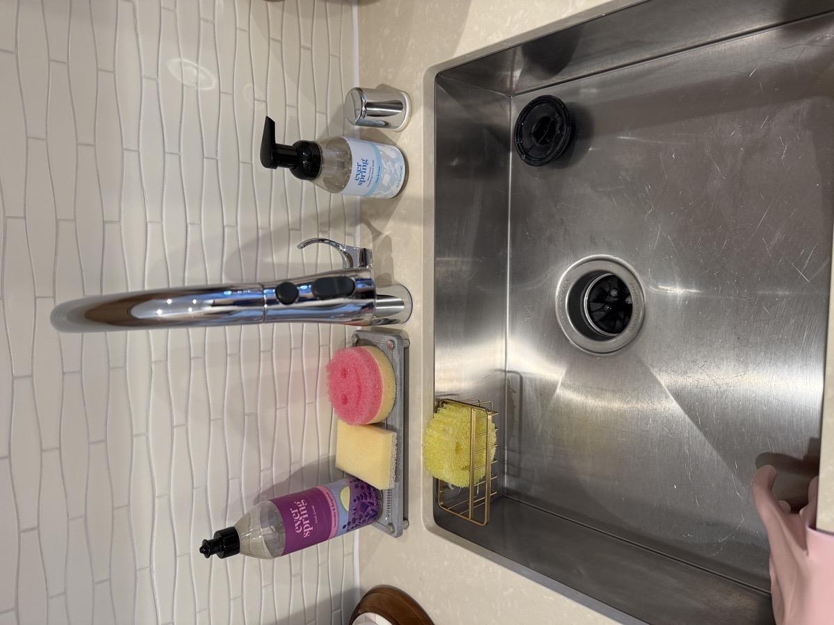 Deep House Cleaning — Mariia Shubina
