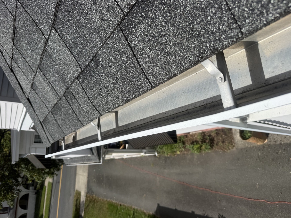 Exterior House Cleaning & Restoration — Ruvym Dobrovolskyi