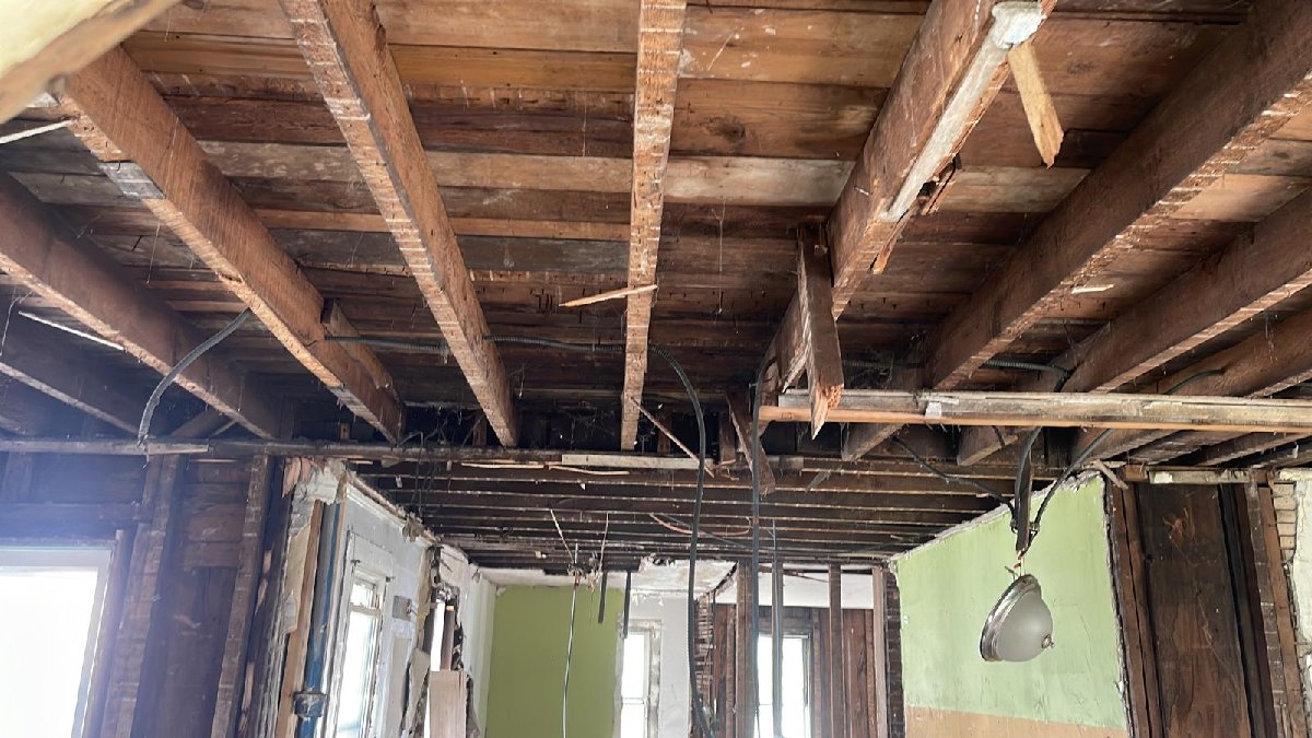 House renovation — Brayan Galvez
