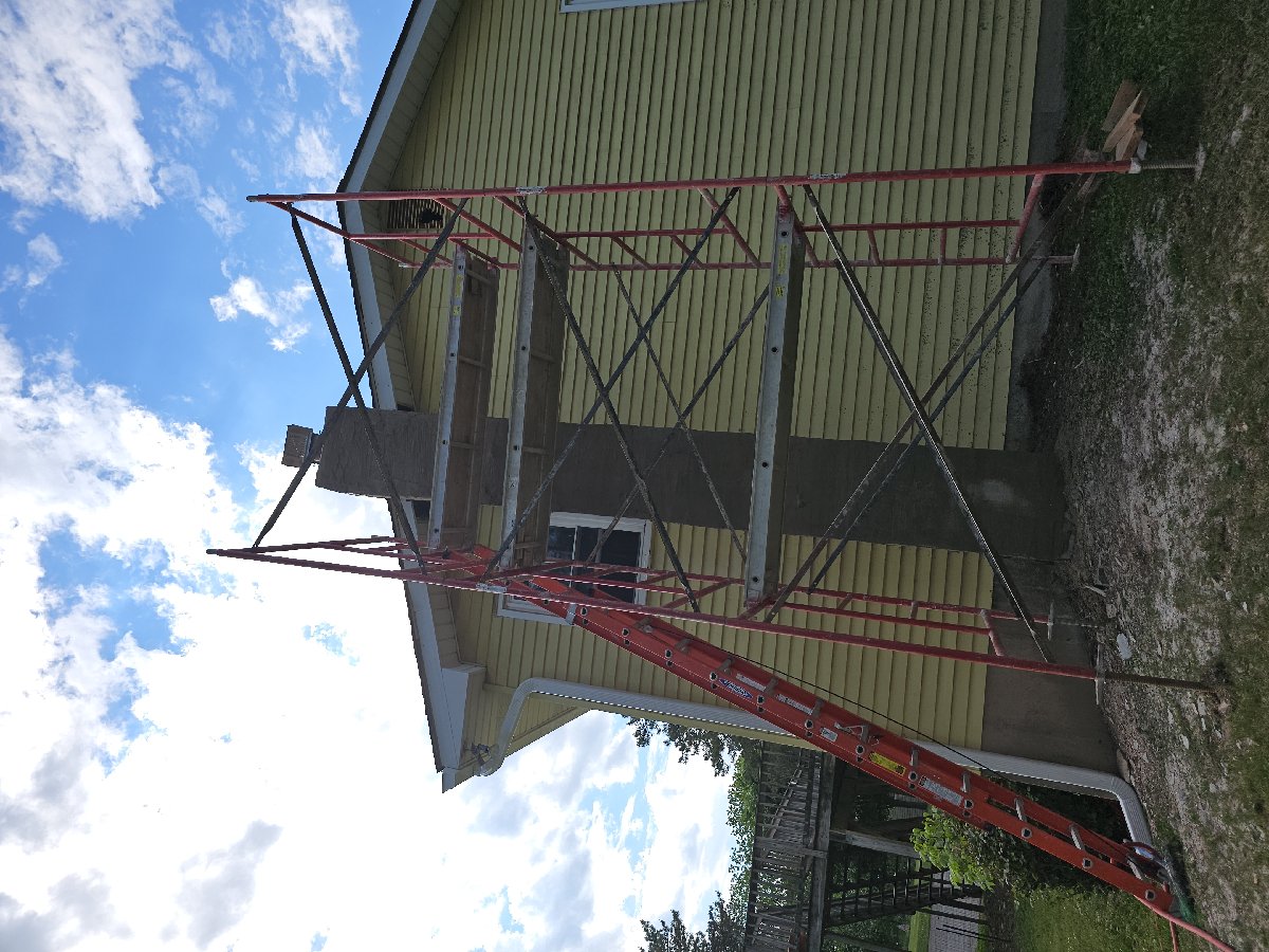 House renovation — Brayan Galvez