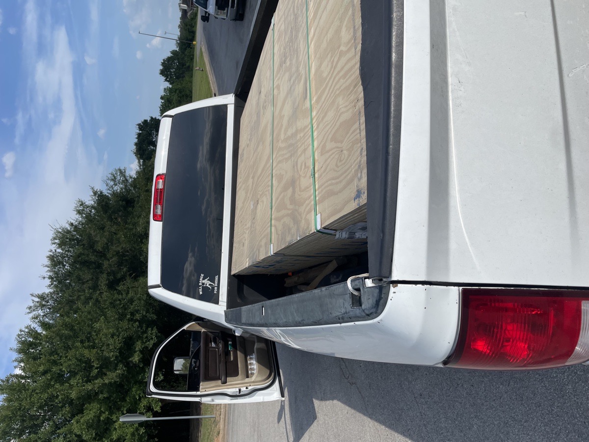 Junk in the Trunk, Junkies — Willie Whisenhunt 