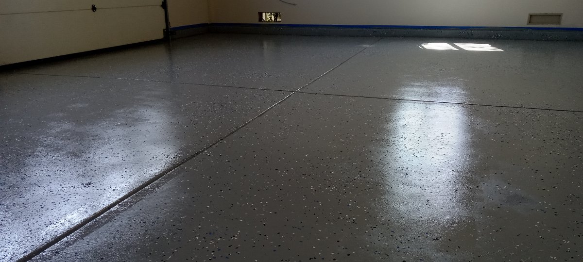 Garage Epoxy Flooring — Dmitrii Mankovskii