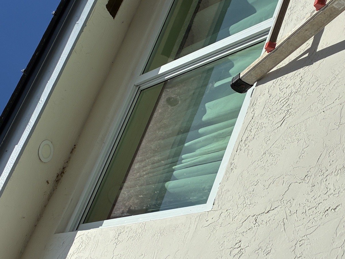 exterior cleaning — High Glass Windows Cleaning 