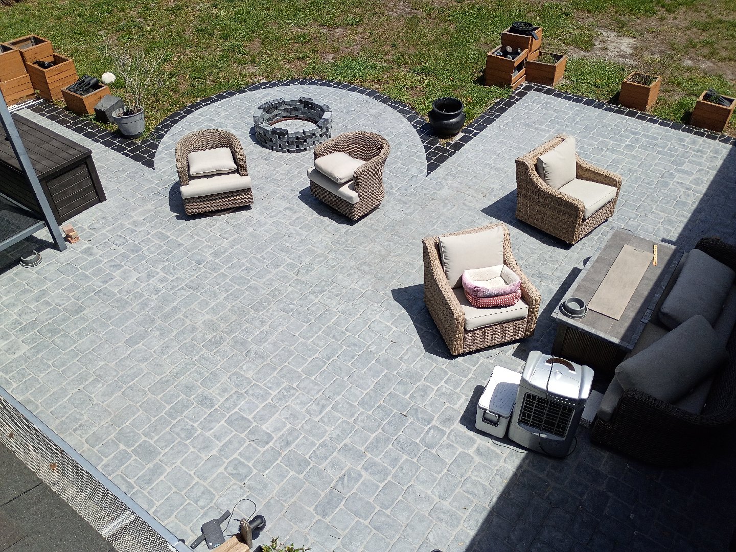 Modern Two-Tone Concrete Driveway Staining — Michelle Williams