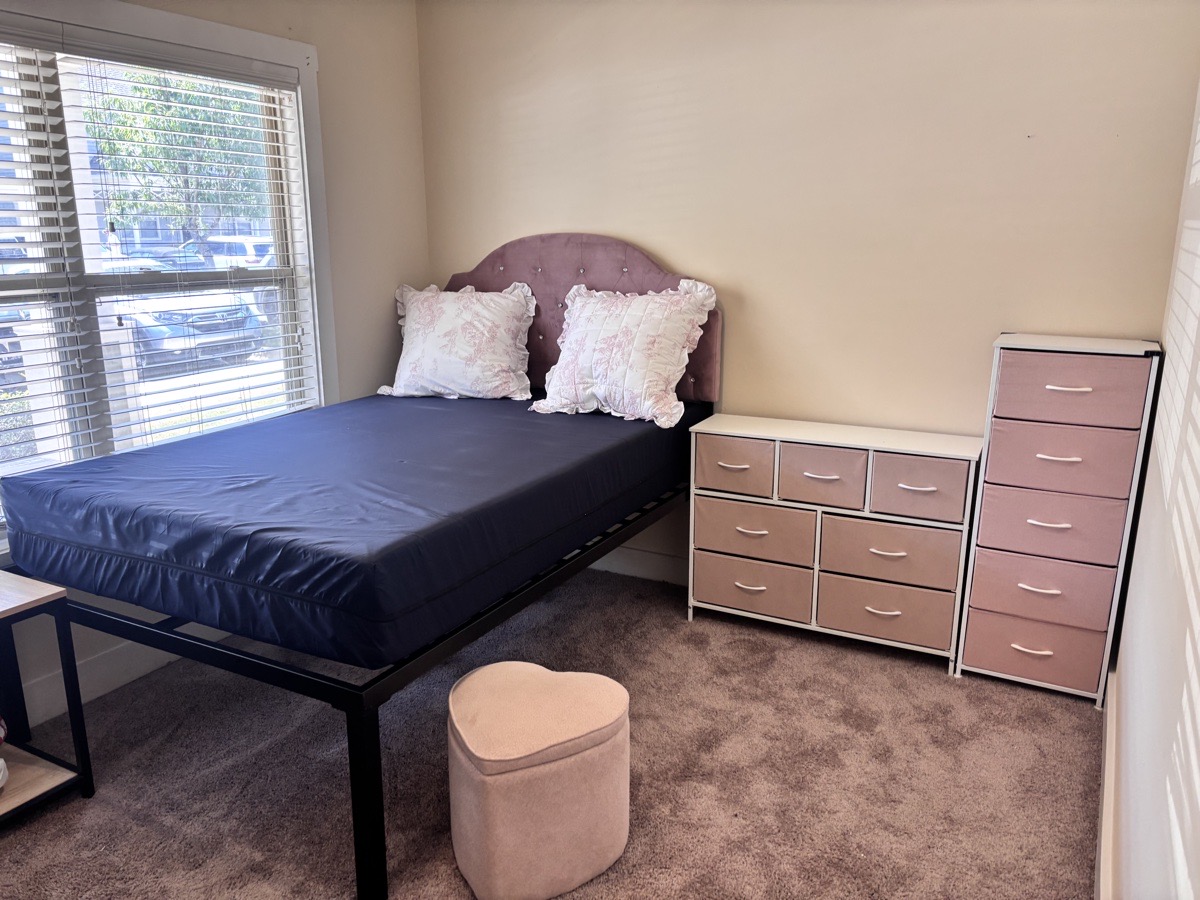 University of Alabama Move In — Nicholas Shunk