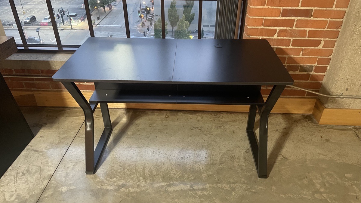Furniture Assembly — Cartan