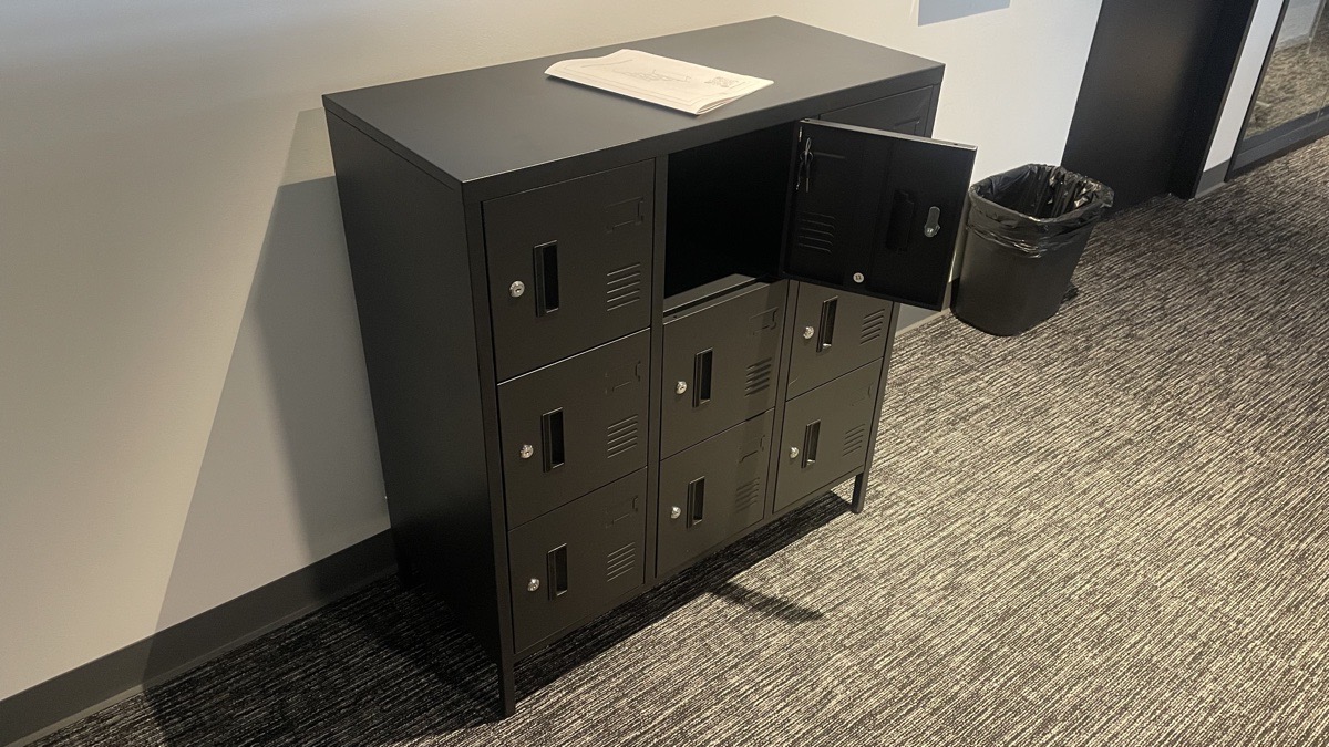 Furniture Assembly — Cartan