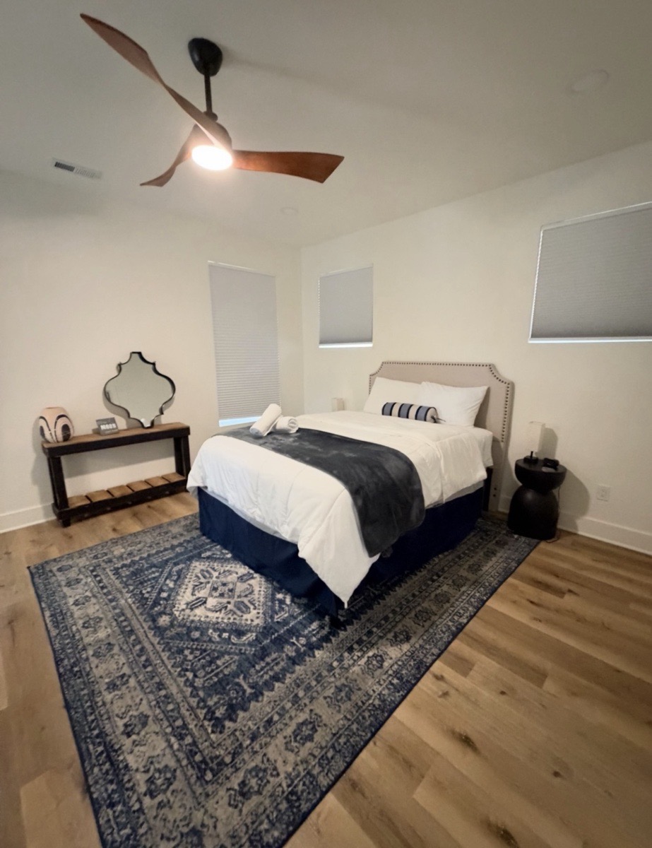 Cleaning home — Carol Caceres