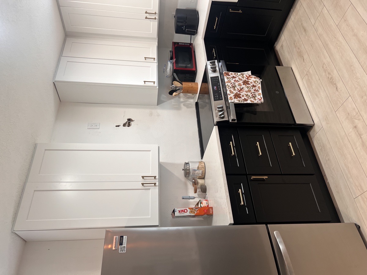 kitchen remodeling — Vladimir Moncada