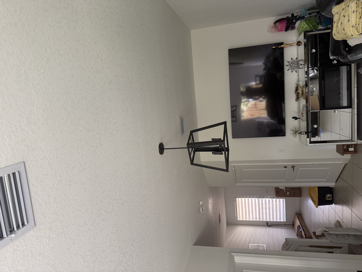 Tv mount — Alexandr