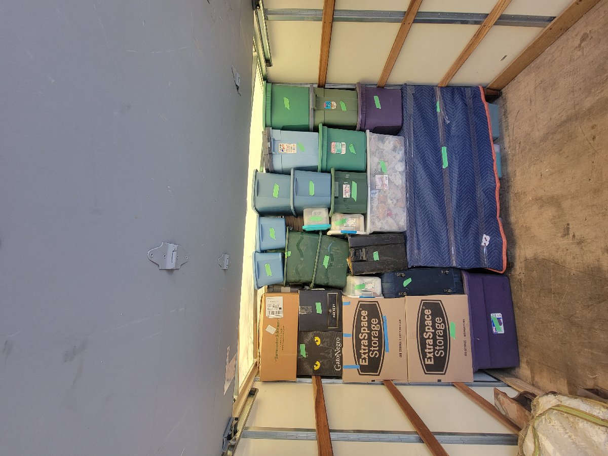 Furniture Pick-up and Delivery — Juan Alberto Santiago