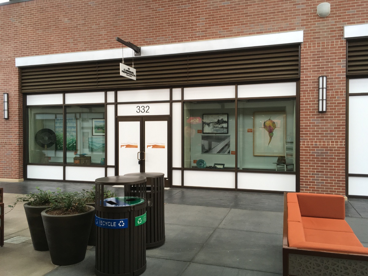 Art exhibit Clarksburg Premium Outlets — orlando morales