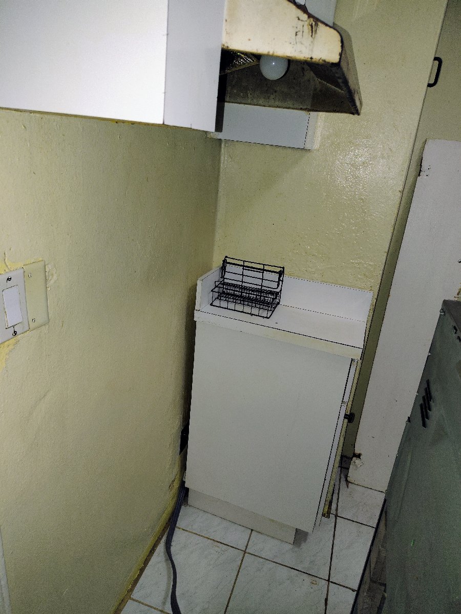 Standard Cleaning — Nyeshia