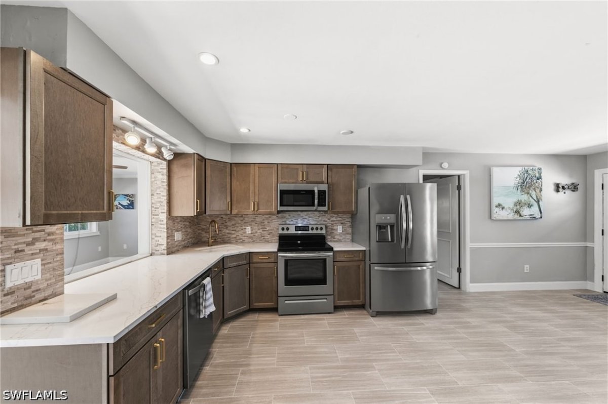 New Kitchen- Cabinets island and backsplash — Metropolitan Restoration