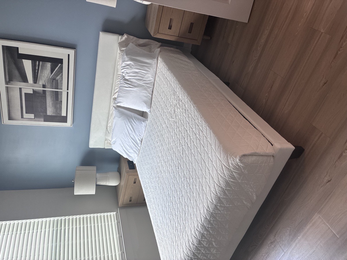 Airbnb — She Tabor