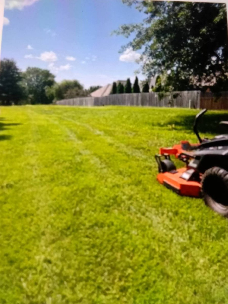 Lawn mowing and yard services — Ronnie Hunt Sr.