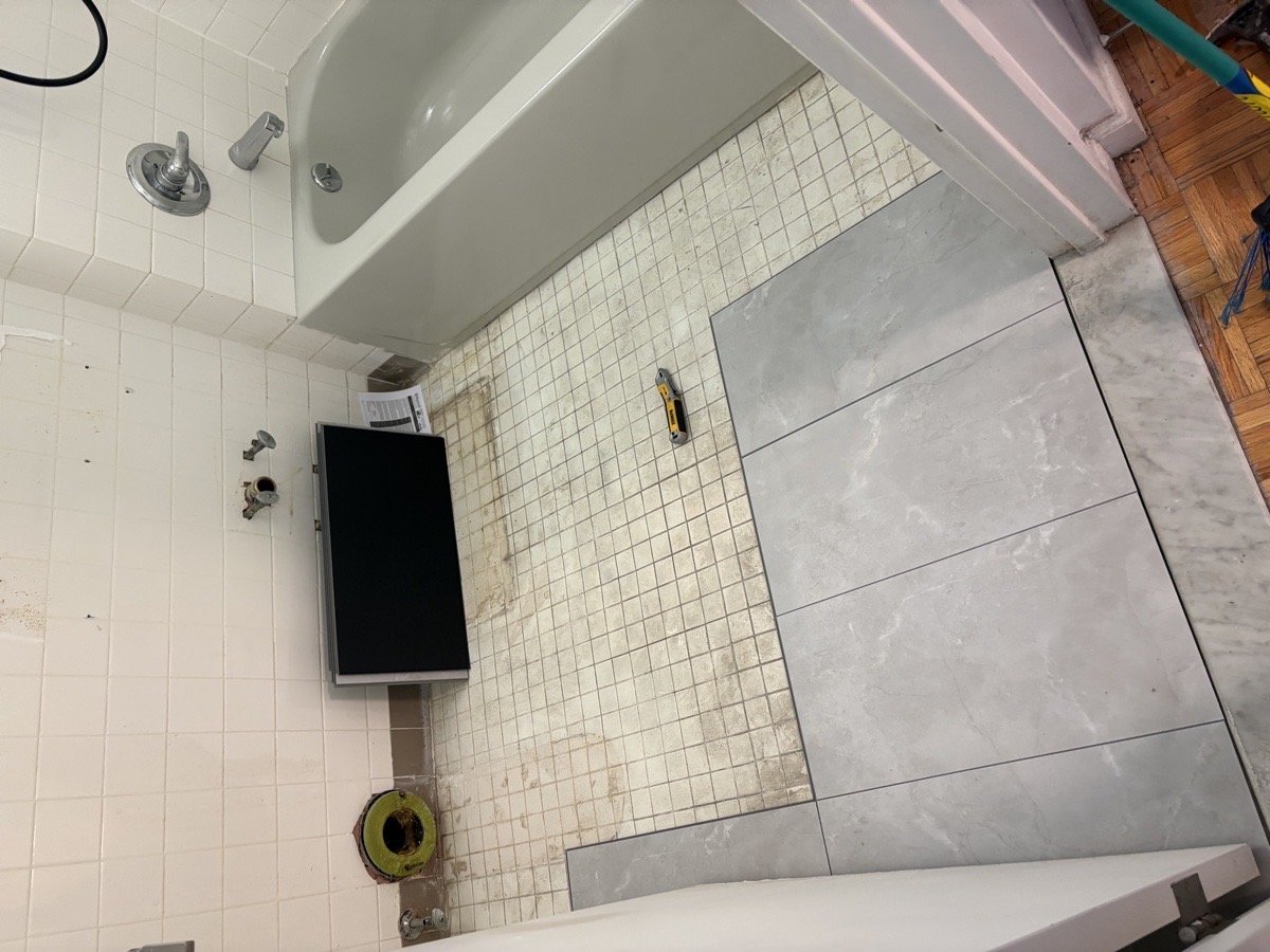 bathroom repair — cesar julio 48