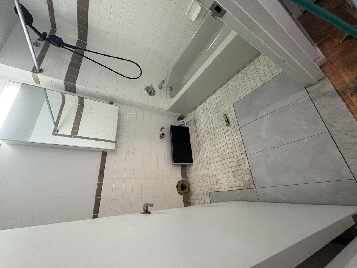 bathroom repair — cesar julio 48