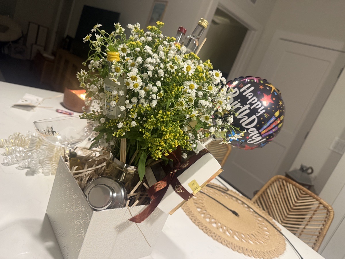 Flowers for all occasions — Lynda 