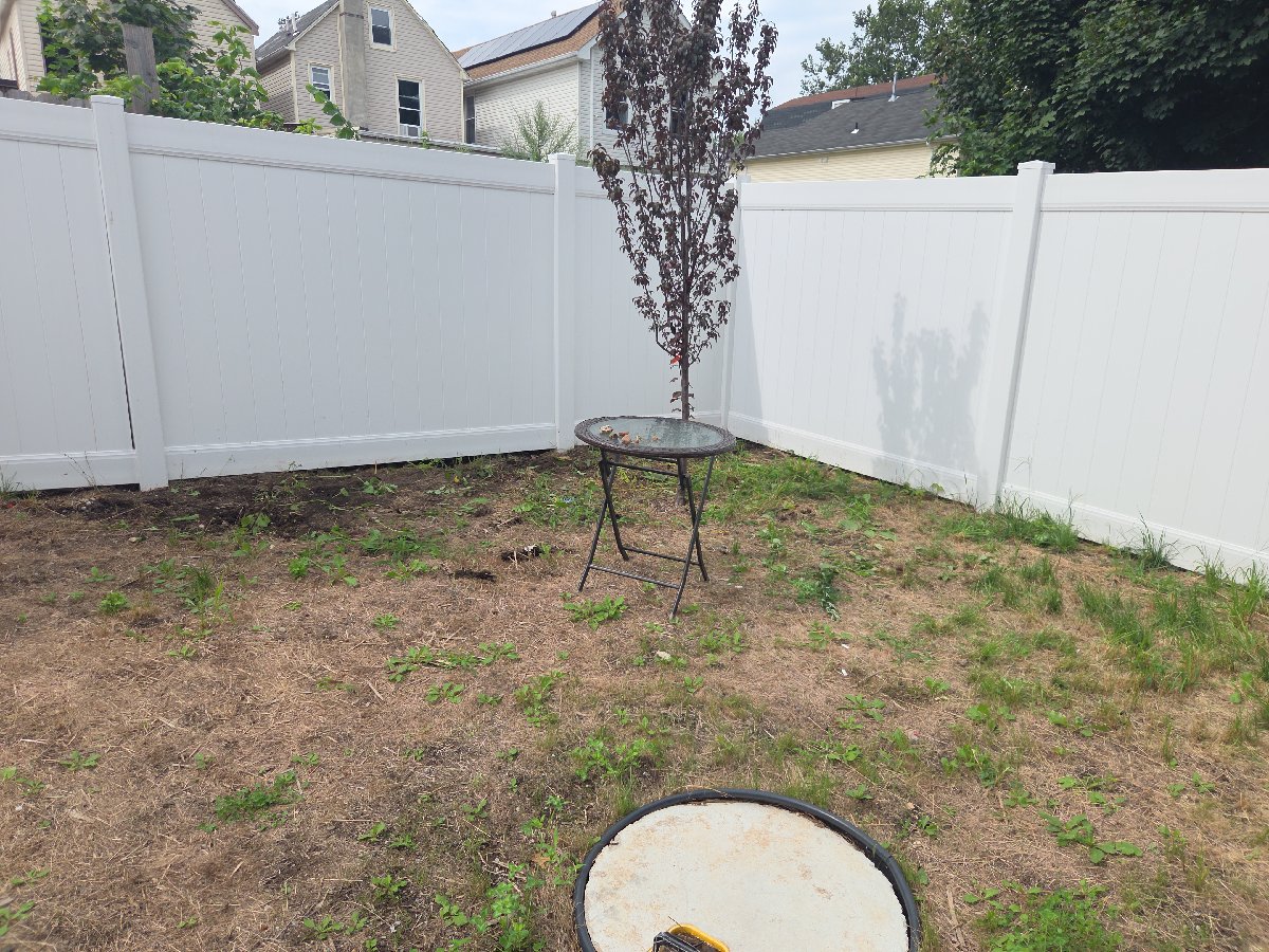 Custom 147-Foot Vertical Picket Fence Installation — Regen Resources