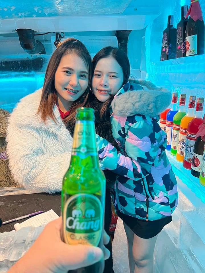 V Lounge & -11 Ice Room Pattaya