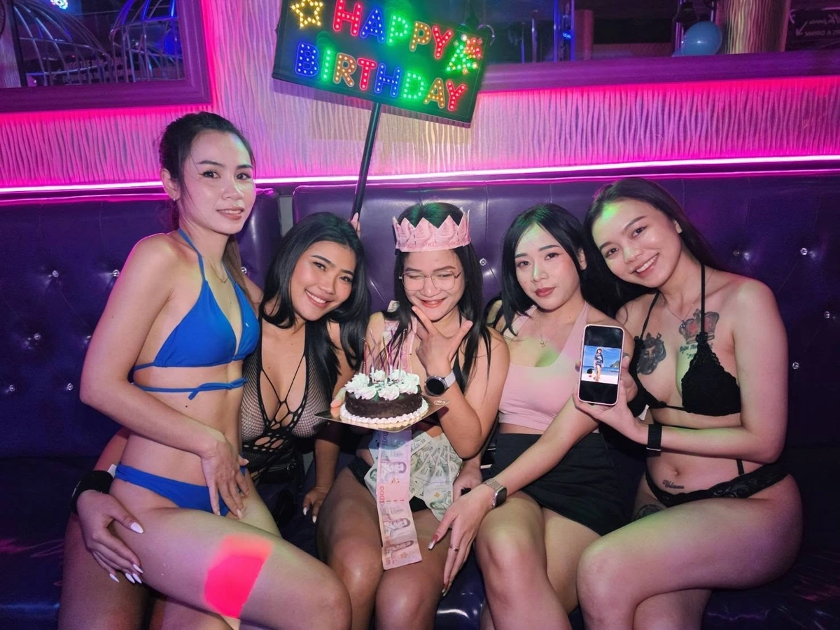 Viper Bar A-Go-Go Pattaya
