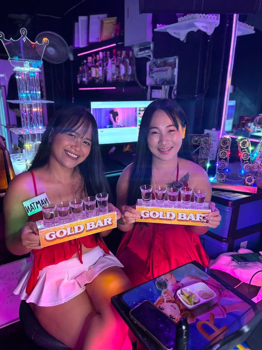 Gold Bar Pattaya