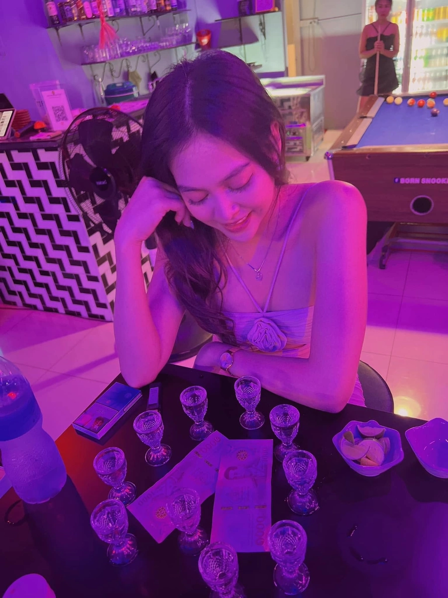 Candice Bar & Restaurant Pattaya