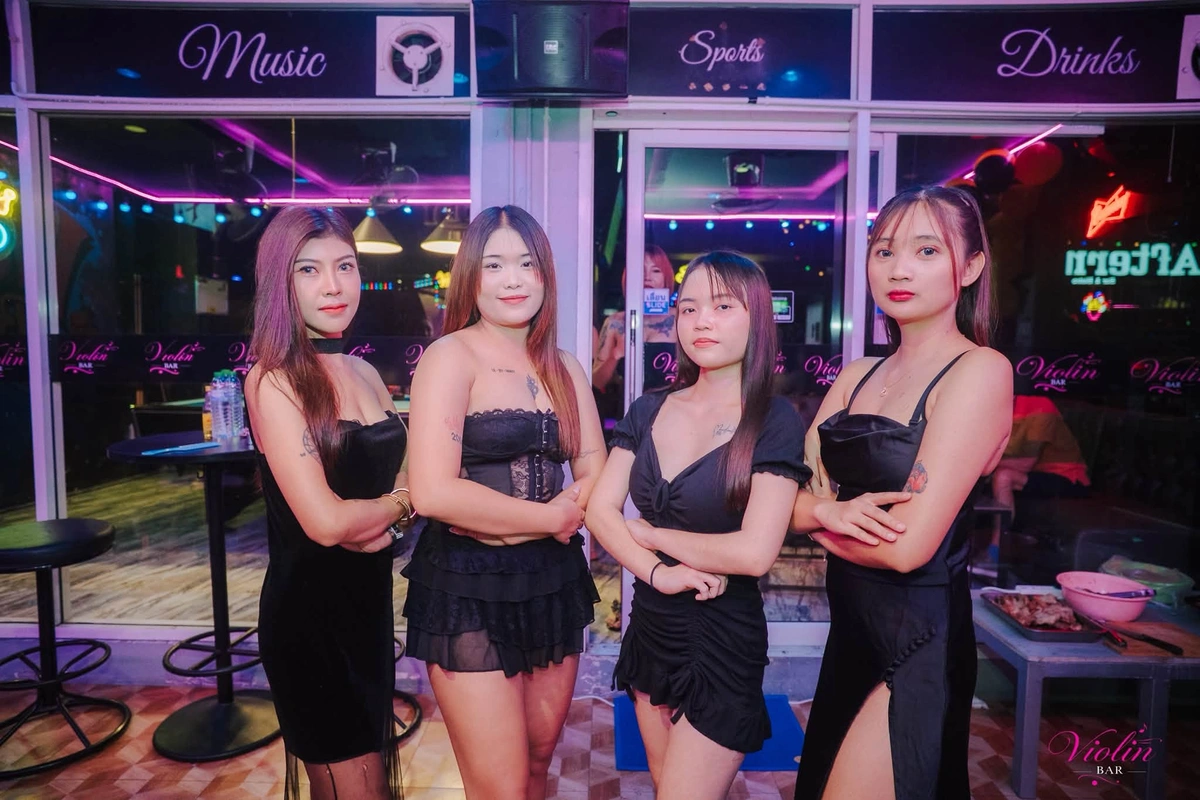 Violin Bar Pattaya