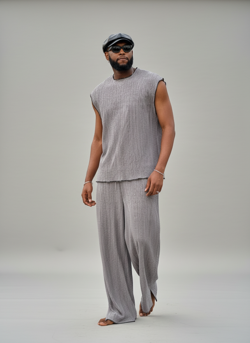 The Tok's Set - 3/4 Side