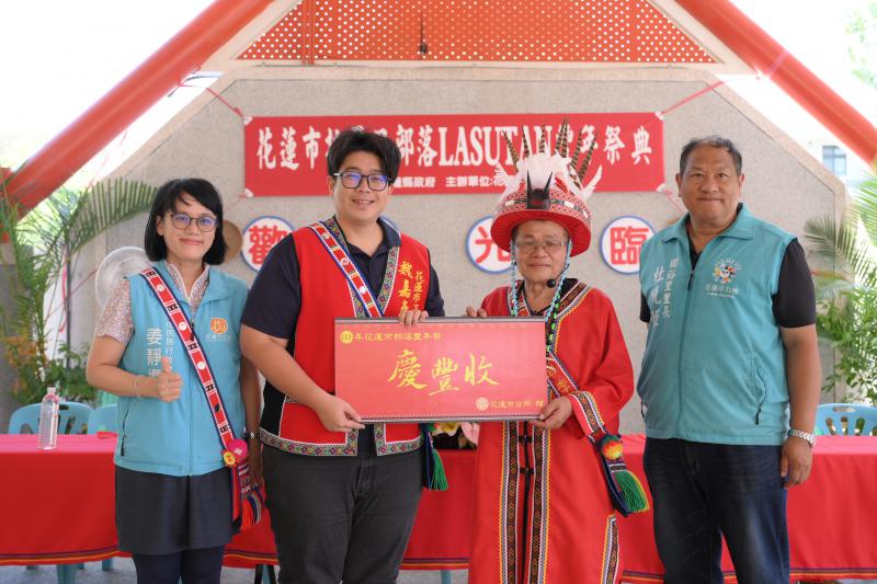 花蓮市部落豐年祭場面熱鬧 族人返鄉共舞慶豐收
