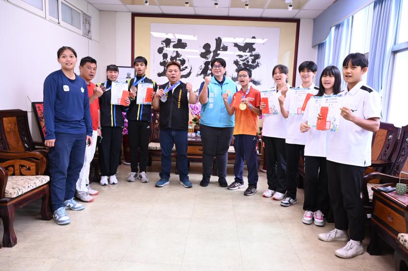 花蓮學子全中運表現優 魏嘉彥勉勵選手們繼續發光