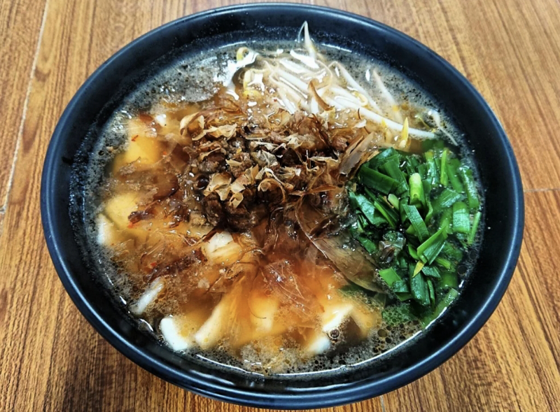 「🍲 古早味油蔥板條」讓您難忘的家鄉味