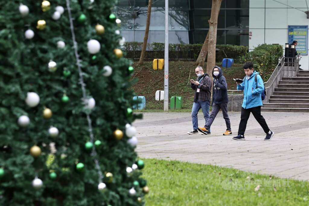 聖誕節回暖 　27日冷氣團報到